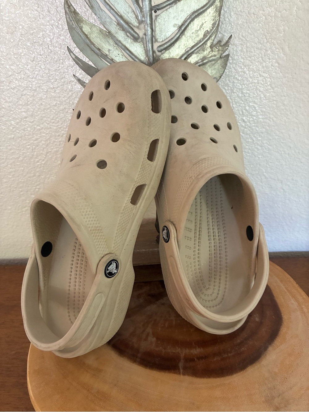CROCS Beige/Off-White Clog Sole